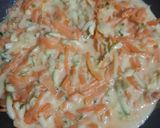 Foto del paso 3 de la receta: Tortilla de zapallito y zanahoria