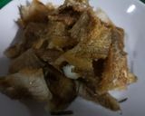 รูปขั้นตอนการทำที่ 1 ของ ข้าวผัดไข่ใส่ปลาสลิด
