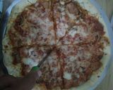 Foto langkah ke 10 dari resep Mushroom pizza rumahan.