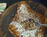 A picture of step 4 of Santa chapati pizza.