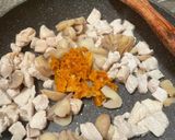 Foto langkah ke 3 dari resep Mie Ayam Jamur.