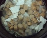 Foto langkah ke 1 dari resep Rice cooker sup tahu pedas Korea (sundubu jiggae).