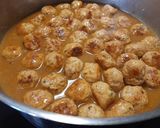 Foto del paso 2 de la receta: Albóndigas de pollo y pavo en salsa