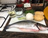 Foto del paso 1 de la receta: Filetes de lubina al horno con cebolla patata tomate natural y aderezo Vidalim