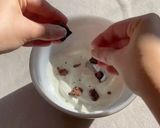 Joghurt Bowl mit nativem Olivenöl extra Rezeptschritt 3 Foto