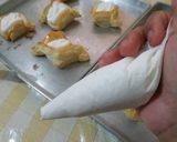 Foto langkah ke 5 dari resep Danish pastry topping buah.
