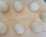 Foto langkah ke 2 dari resep Donat Bomboloni Tanpa Mixer.