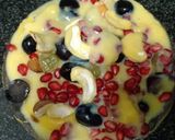 A picture of step 6 of Vanilla fruit Custard.
