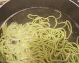 Foto langkah ke 6 dari resep Mie Bayam Segar No pengawet dan MSG.