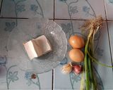 Foto langkah ke 1 dari resep Tahu Telor Goreng.