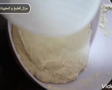 صورة لخطوة 3 من وصفة مطلوع السميد من اروع مايكون أخف من القطن ولذيذ جداً