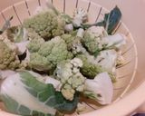 Foto del passaggio 5 della ricetta Canederli con rapa rossa e purea di cavolfiore