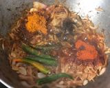 A picture of step 2 of Peshawari kadai chicken.