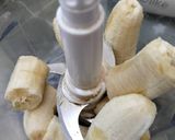 Foto langkah ke 5 dari resep Bolu Buncit Pisang Ambon.