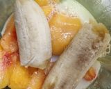 Foto del paso 1 de la receta: Licuado de durazno y banana