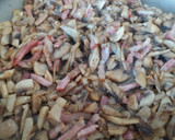 Foto del paso 1 de la receta: Volovanes de beicon y champiñones