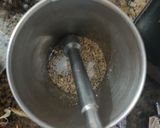 A picture of step 4 of Mushroom carbonara.