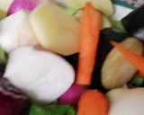 Une image de l'étape 1 de Soupe au 10 légumes vegan soupe.