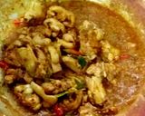 รูปขั้นตอนการทำที่ 4 ของ แกงคั่วสะโพกไก่