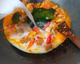 Foto langkah ke 5 dari resep Sambal Goreng Tahu Tempe Cecek.