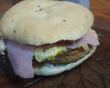 Foto del paso 3 de la receta: Pan express para hamburguesa (sin levadura) 🍔