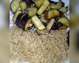 Foto langkah ke 3 dari resep Teri terong tumis pedas.