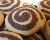 A picture of step 5 of Spiral cookies.