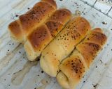 Foto langkah ke 8 dari resep Roti Cheese roll mozzarella kesukaan Baby Queen 🥰.
