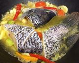 Foto langkah ke 4 dari resep Sop Ikan Gurami.