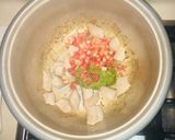 Foto del paso 4 de la receta: Locro de Yuca con Carne de Cerdo 👨🍳