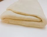 Foto del paso 5 de la receta: Facturas y medialunas de manteca