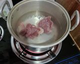 Foto langkah ke 1 dari resep Sop Ayam Daging Bakso Simpel.