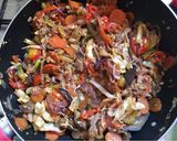 Foto del paso 5 de la receta: PASTA CON VERDURAS AL WOK 🍅 🧅🍆🥕
