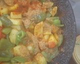 शिमला मिर्च आलू की सब्जी (Shimla mirch aloo ki sabzi recipe in Hindi) रेसिपी चरण 2 फोटो