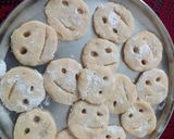 A picture of step 4 of Potato smileys.