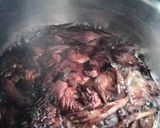 A picture of step 2 of Hibiscus tea.