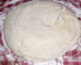 Foto del paso 4 de la receta: Masa para calzones y fugazzeta rellena (receta de pizzería)