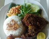 Foto langkah ke 10 dari resep Nasi Bebek bumbu Hitam ala Madura.
