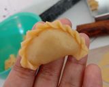 Foto langkah ke 3 dari resep Pastel abon mini.
