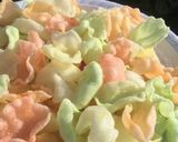 A picture of step 4 of Prawns crackers.