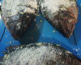 Foto del paso 4 de la receta: Mojarras al mojo de ajo