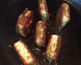 A picture of step 7 of Stuffed Paneer Pakoda.