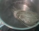 Foto langkah ke 3 dari resep Sup Oyong Mi Creamy Onion.
