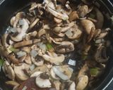Foto del paso 8 de la receta: Crema de champiñones elegante