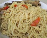 A picture of step 2 of Hot & Spicy Noodles.