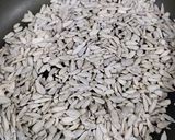 A picture of step 1 of Sunflower Seeds Healthy BITES.