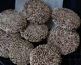 A picture of step 3 of Baked Tahini Cookies.
