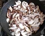 Foto del paso 4 de la receta: Bife a la plancha, con provenzal de champignon y shitaki