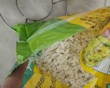 A picture of step 1 of Masala poha.