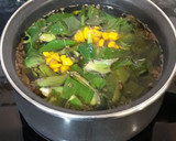 Foto del paso 1 de la receta: Infusión de f. de diente de león con h. de alcachofa y tomillo